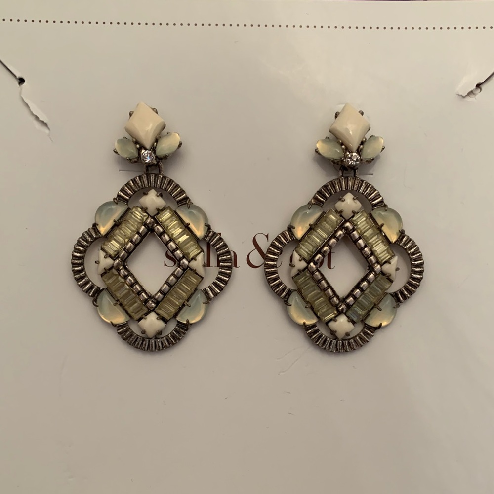 Stella & Dot Versatile Chandelier Earrings